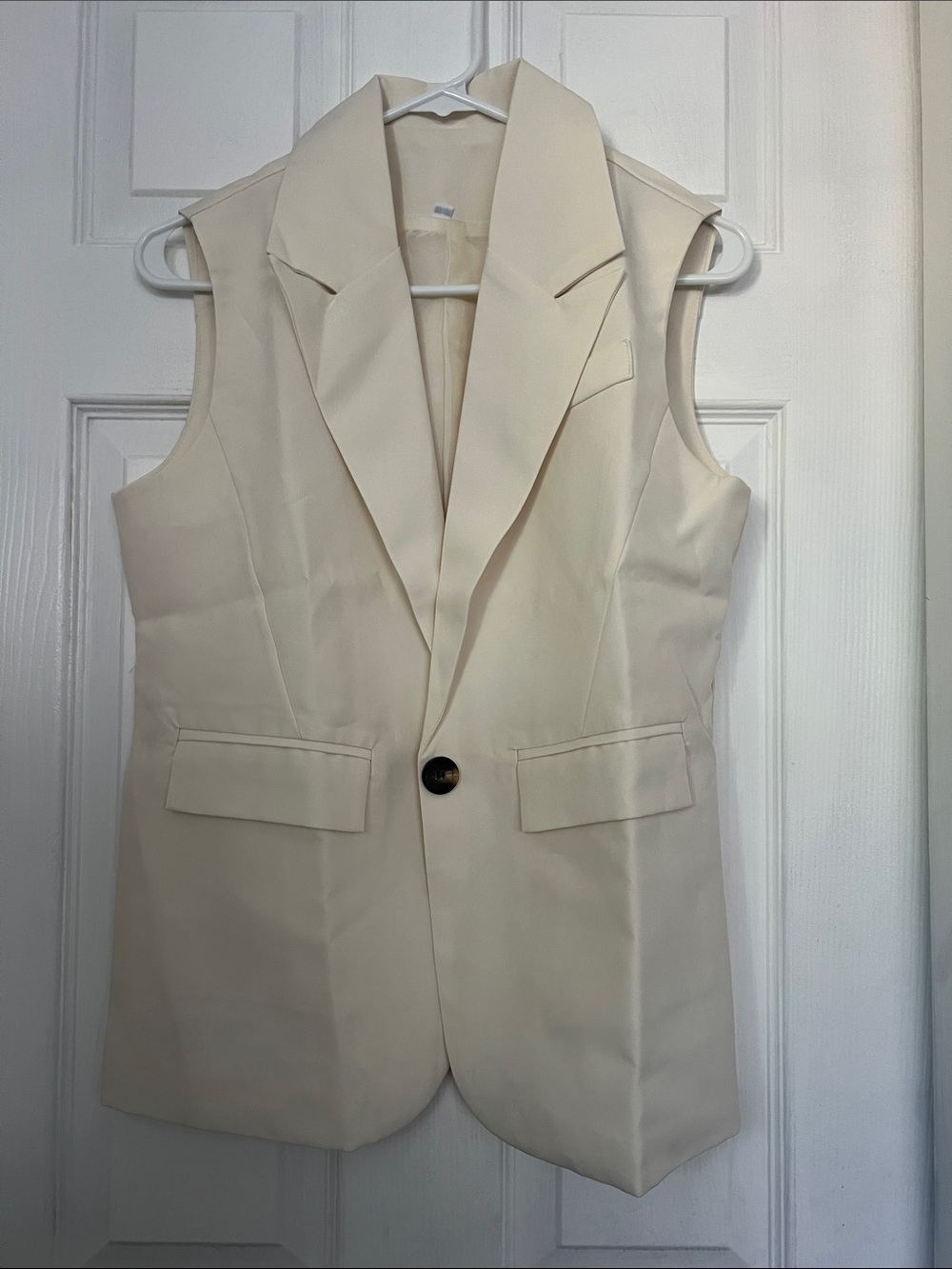 Sleeveless Cream Blazer Vest